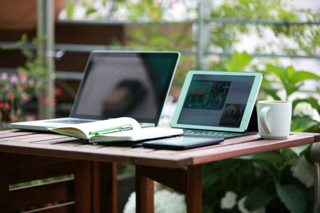 Digital nomad