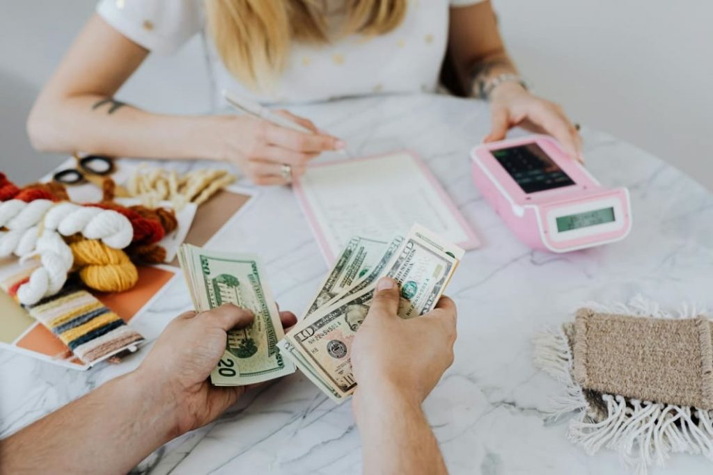 Merdeka Finansial
