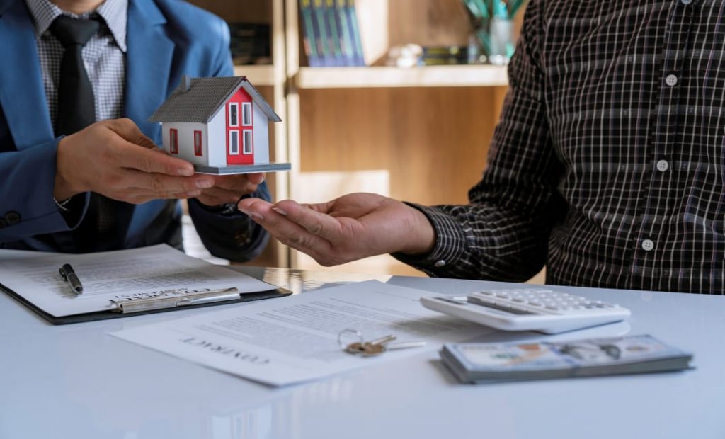 Penjualan rumah merosot