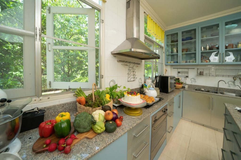 membuat dapur